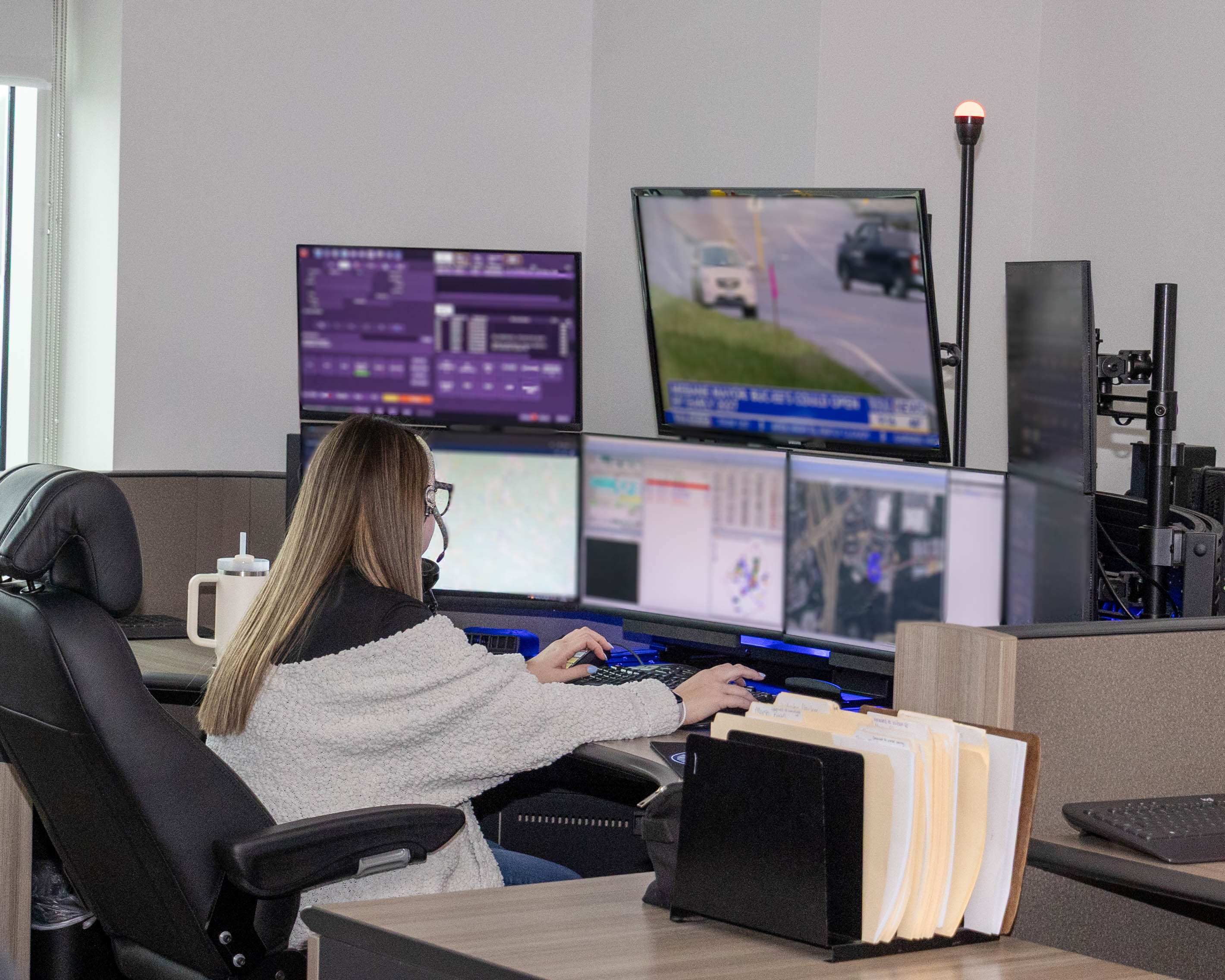911 Center Image 3