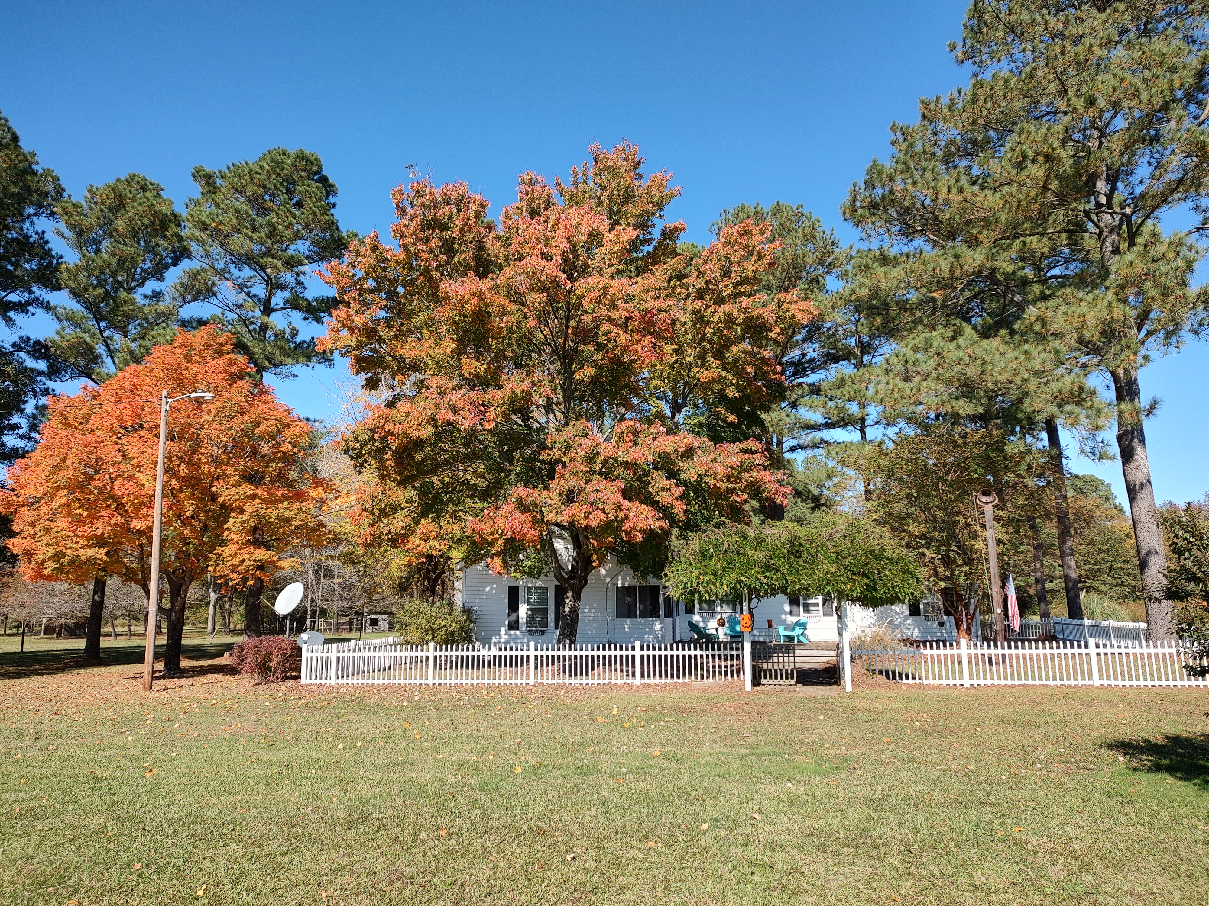 Picture of farm house at Rose Dairy Nature Preserve
